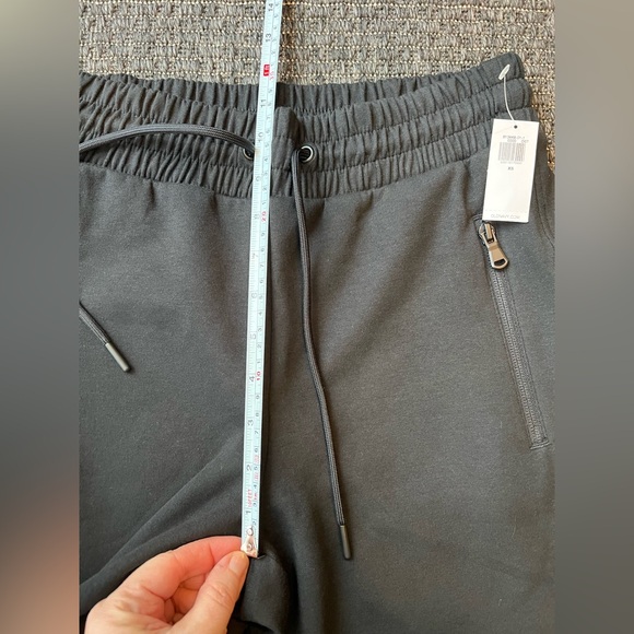 NWT Old Navy women’s Dynamic Fleece high rise waisted joggers Black XS - Picture 9 of 16